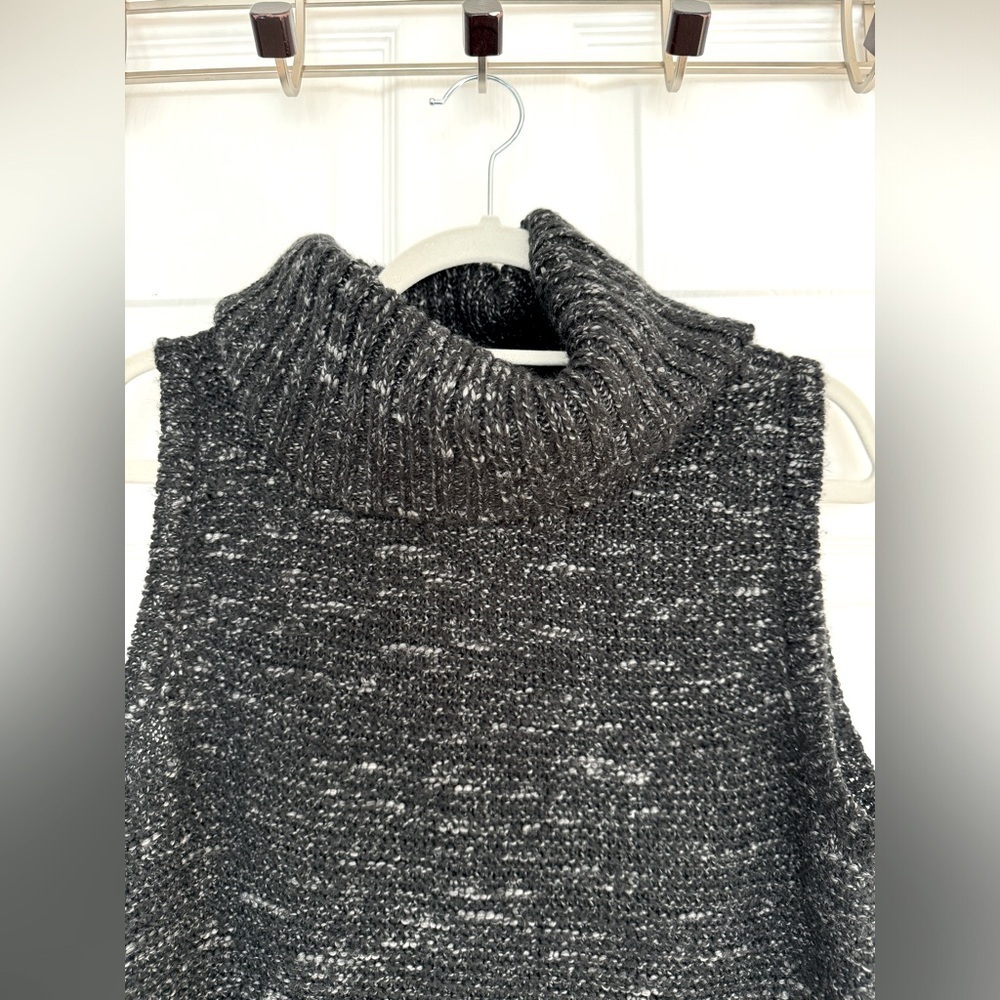 Maurice’s Women’s Thick Marled Knit Sleeveless Tunicc Sweater w/ Cowl Neck LARGE - Picture 3 of 9